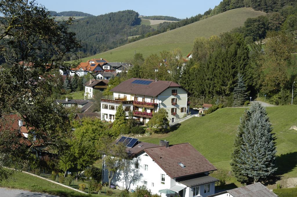 Geniesserpension Dopler - Zur Schonen Au Bad Schönau Exteriör bild